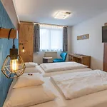 Seefelderhof Hotell 4*